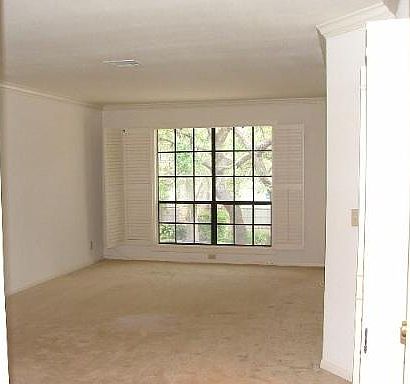 4th image of 7926 BROADWAY #608F