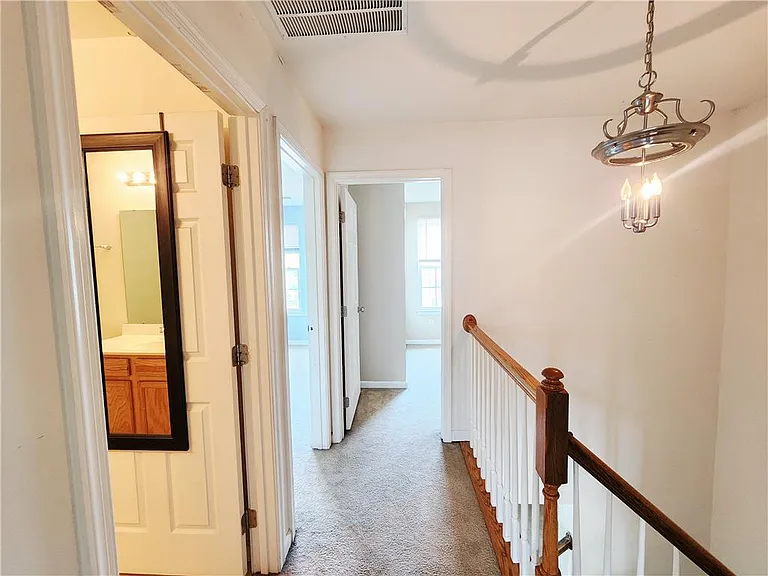 1073 Sparrow Way — Photo 30
