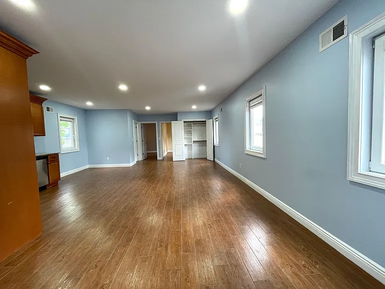 41 Mercer St #1 — Photo 9