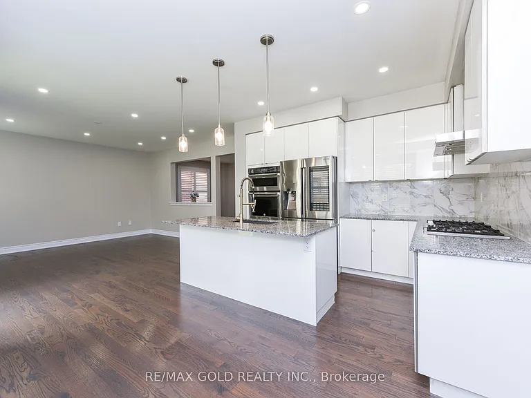1270 McPhedran Point — Photo 16
