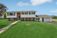 Lake St-L1208-001