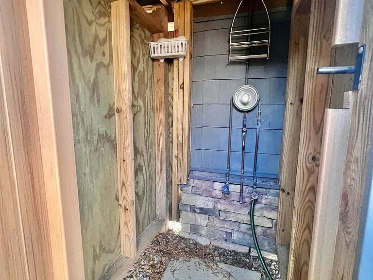 7 N Delavan Ave — Photo 51