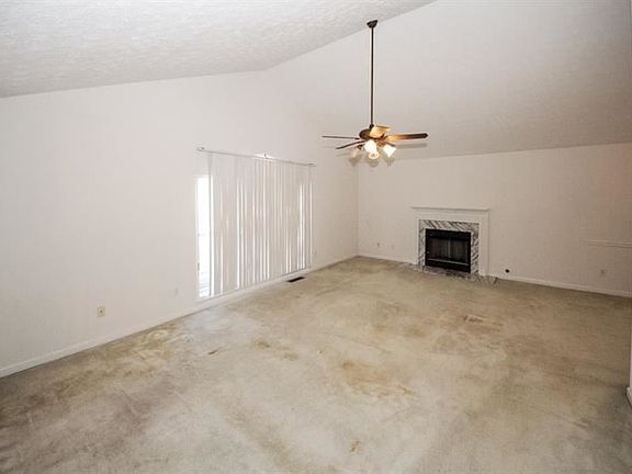 4th image of 3083 Oak Vista Way
