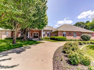 3300 Quail Chase, Springfield, IL 62711