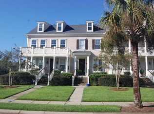 1040 Zinser St, Mount Pleasant, SC 29466