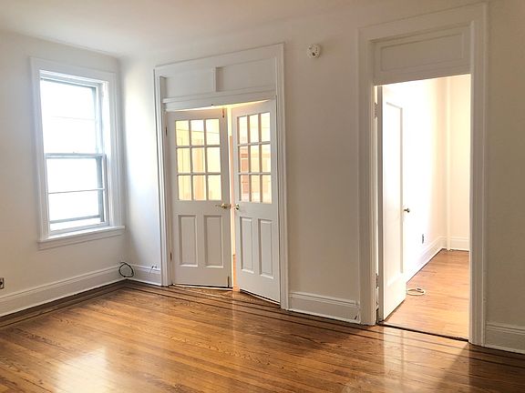 2nd image of 35-47 33rd St #2