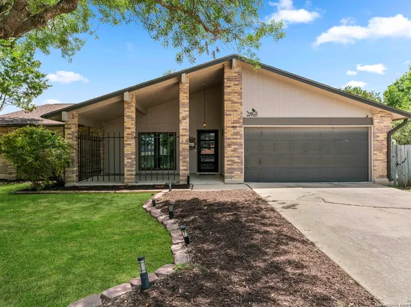 9567 DUNSTABLE, San Antonio, TX 78239