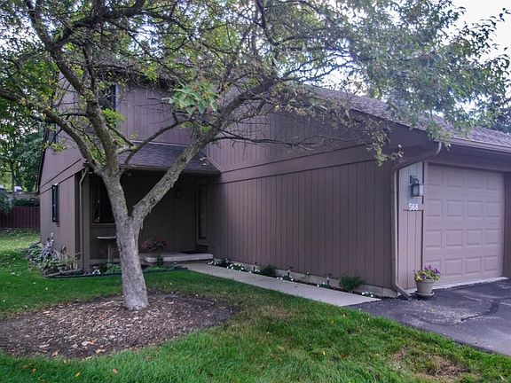 2nd image of 568 Park Pl