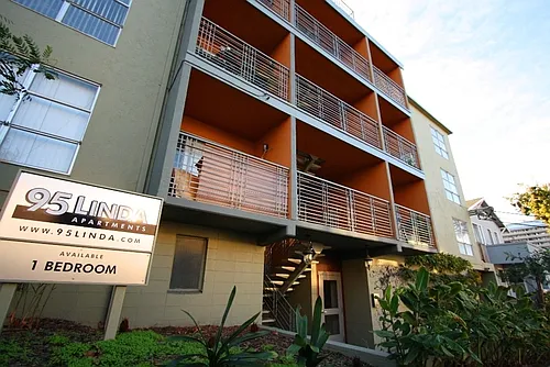 95 Linda Apartments Photo 1
