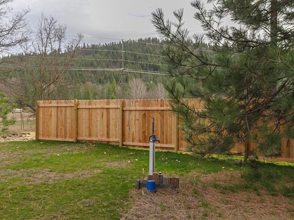 4th image of 1274 Peachcrest Rd #F