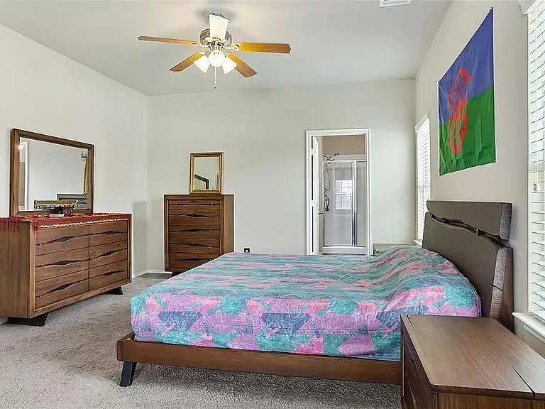 1402 Bent Grass Dr — Photo 11