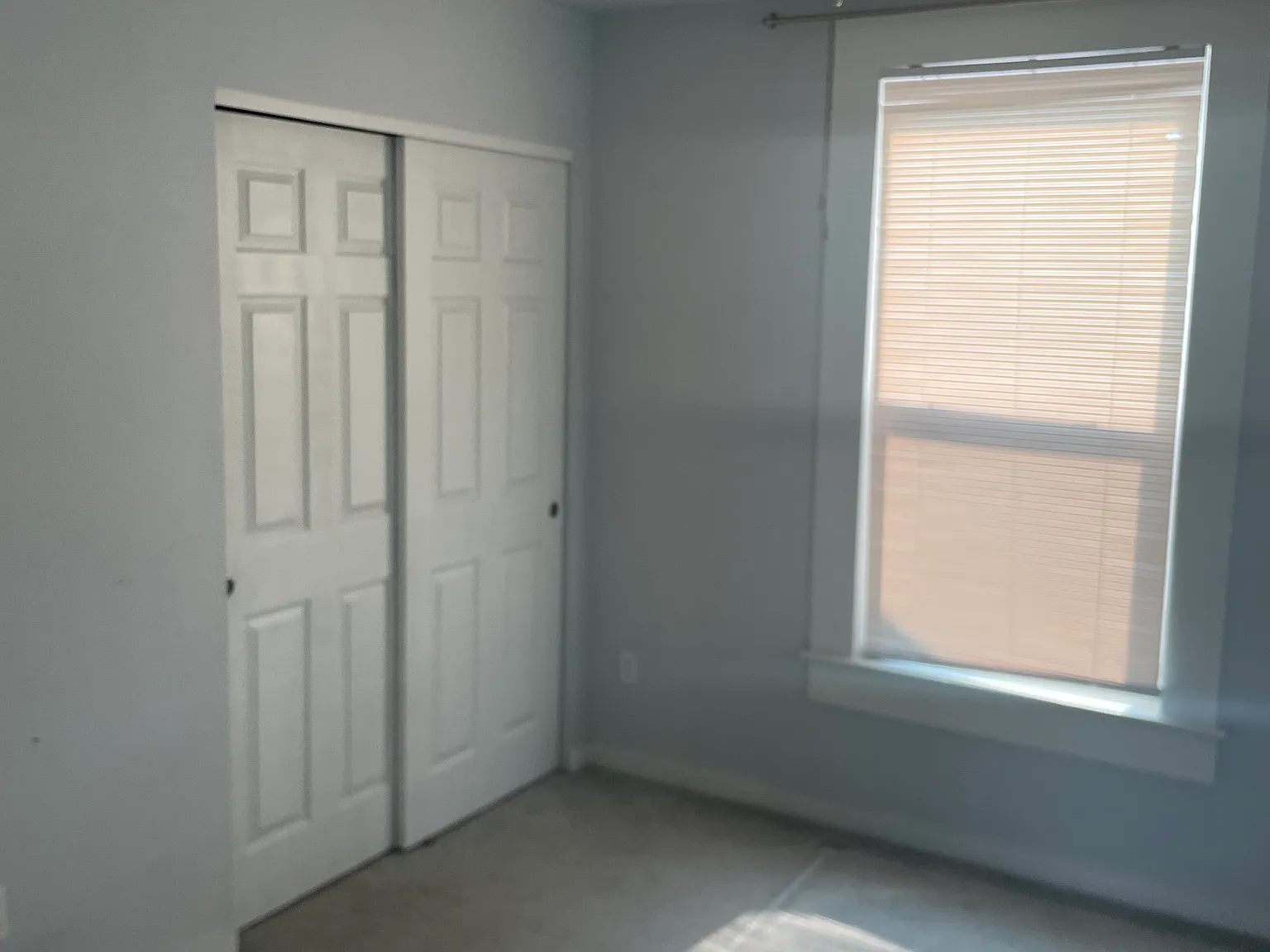2 bed, 1050 sqft, $1,900 — Photo 3