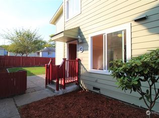 2902 13th St APT 4C, Everett, WA 98201