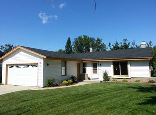 118 Carpenter Ct, Mukwonago, WI 53149