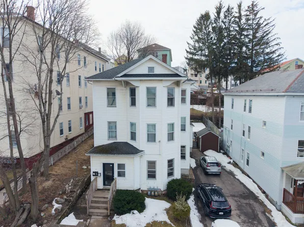 10 Alpine St APT 1, Worcester, MA 01610