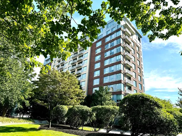 100 Station Lndg Unit 208, Medford, MA 02155