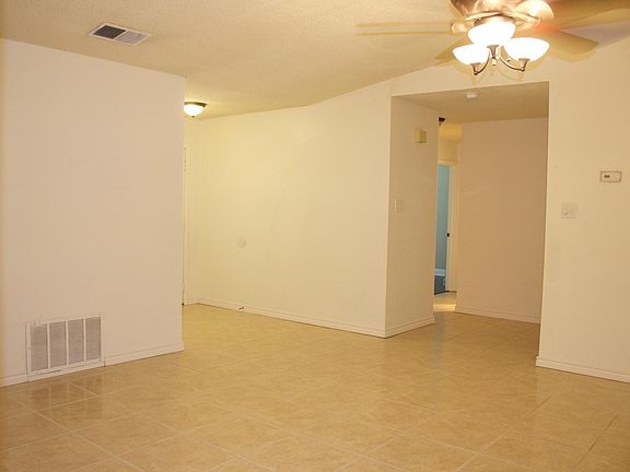4th image of 14434 Bluewood Dr