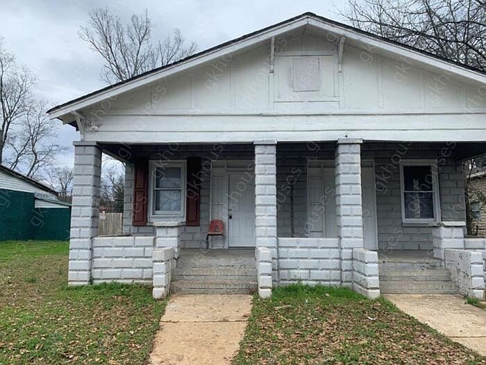 1st image of 2125 Arlington Ave