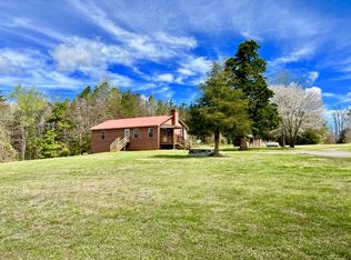 2746 Old Nottoway Rd, Crewe, VA 23824