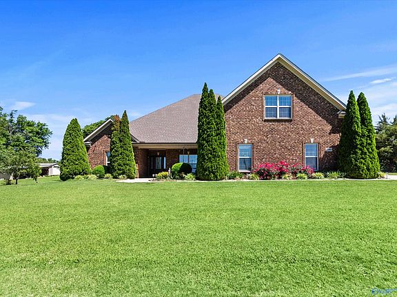 4th image of 27693 Cedar Hill Rd