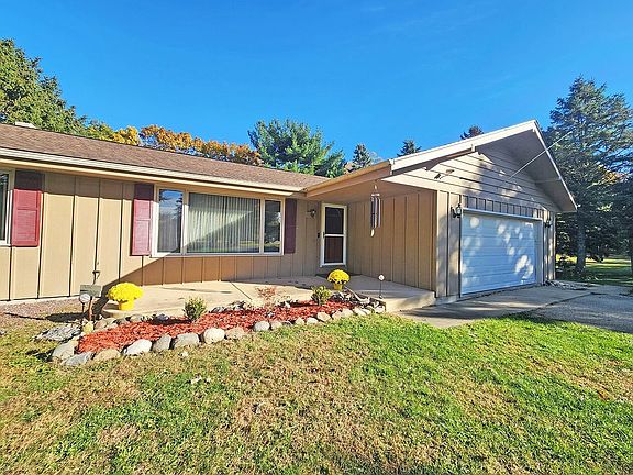 3rd image of 5128 N Pleasant Hill Dr