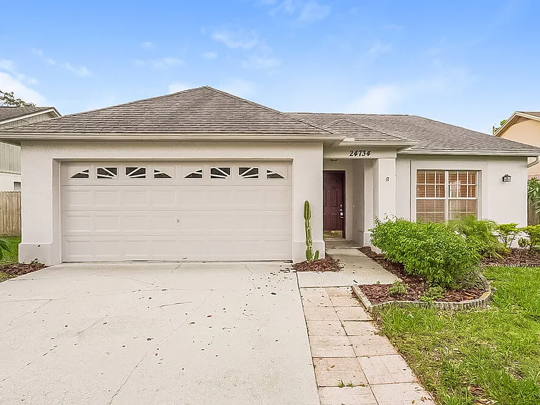 24734 Silversmith Dr — Photo 1
