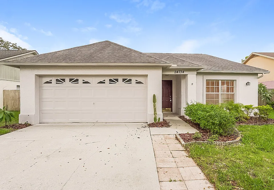 24734 Silversmith Dr