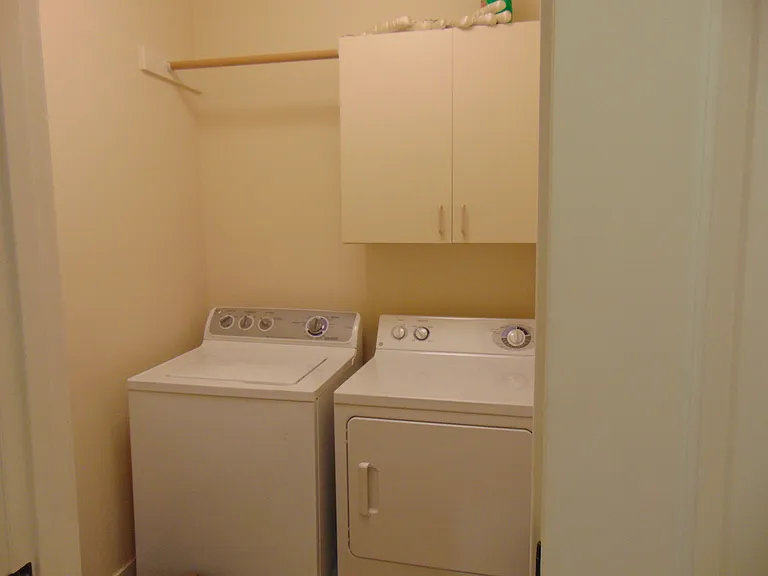 676 SW Trillium Creek Ter — Photo 18