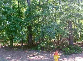 126 Limerick Rd, Greenwood, SC 29649