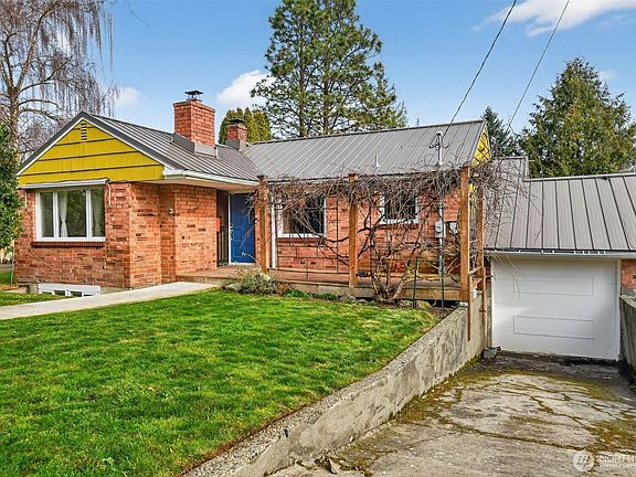 2nd image of 6522 38th Avenue NE