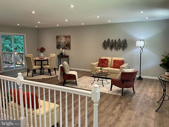 5th image of 13000 Barnwell Pl