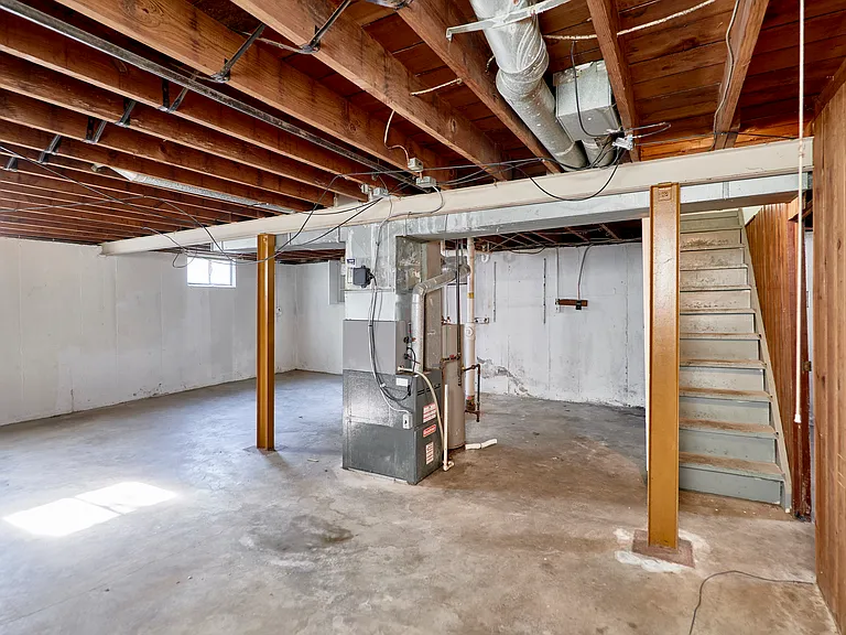 446 Cameron Rd — Photo 28