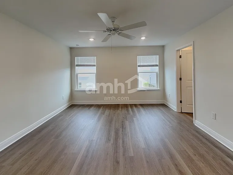 1780 Meadowgrove Ave — Photo 9