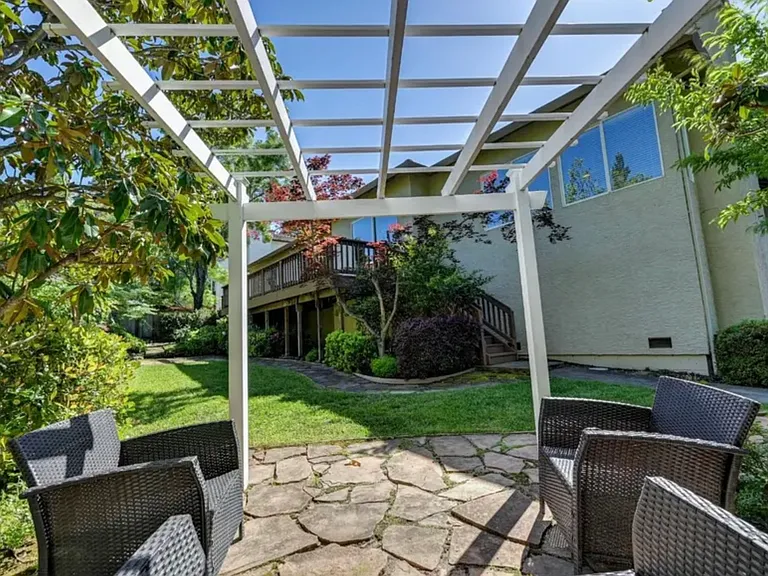1665 Halifax Way — Photo 51