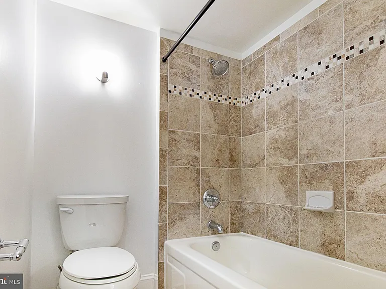 6300 Stevenson Ave #912 — Photo 23