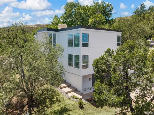 960 S Foothill Drive, Lakewood, CO 80228