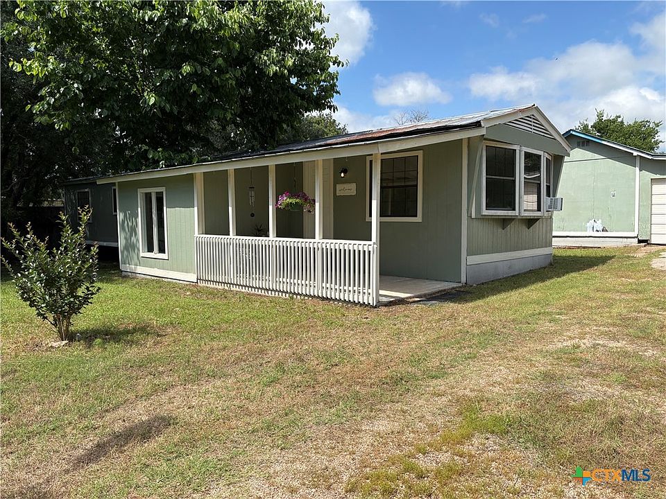 1st image of 113 Deer Springs Dr