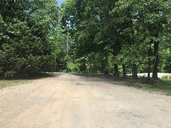5th image of 6207 Iriquois Dr