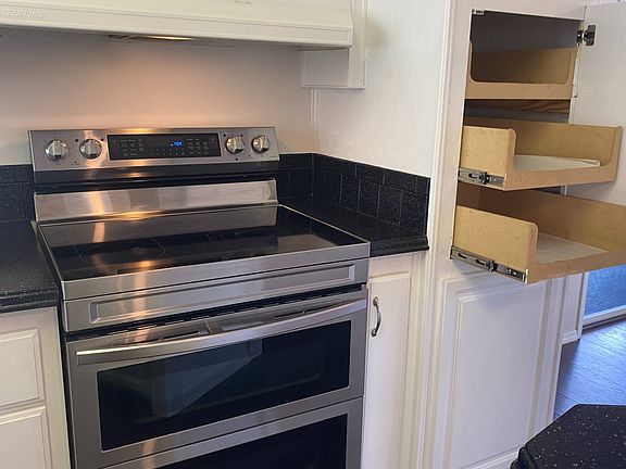 3rd image of 3044 SW 106th St #I-6