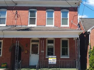 138 N Water St, Spring Grove, PA 17362