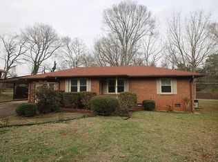 829 W Arbor Dr NW, Huntsville, AL 35811