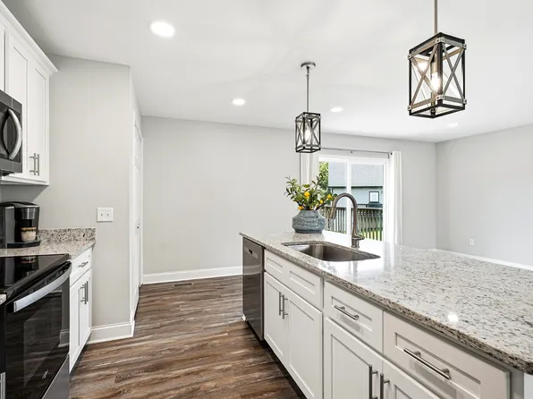 41 Chisam Ct, McMinnville, TN 37110