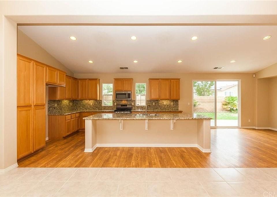 1st image of 31560 Vintners Pointe Ct