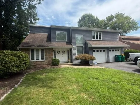 7 Bellemeade Ct, Wilmington, DE 19810