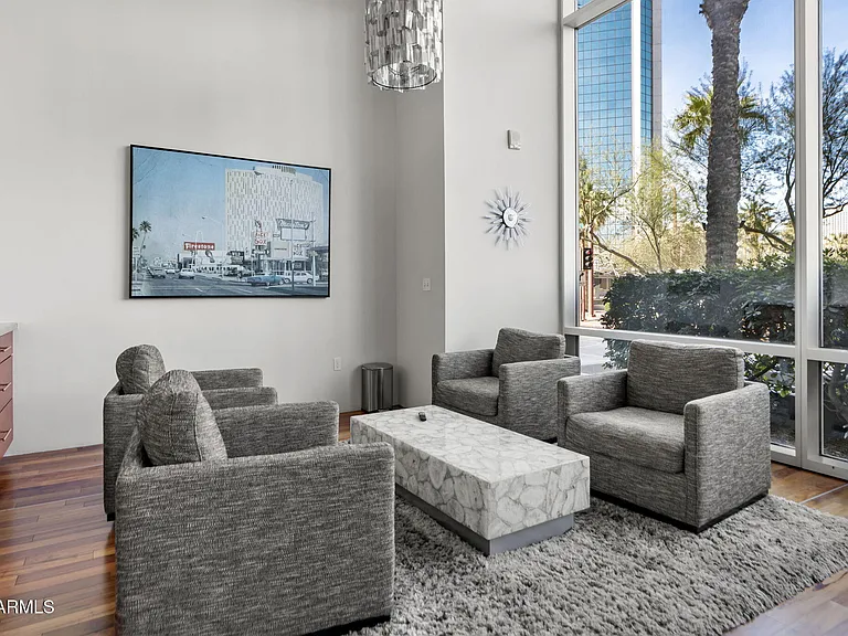 1 E Lexington Ave #503 — Photo 35