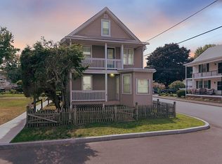 68 Prospect St, Lincoln, RI 02838