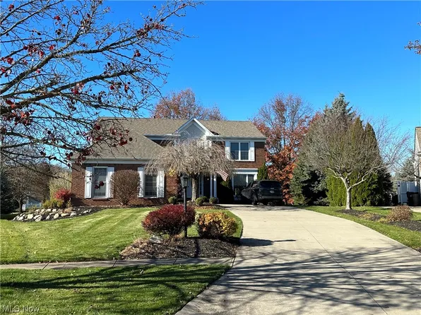 609 Arrowhead Ln, Northfield, OH 44067