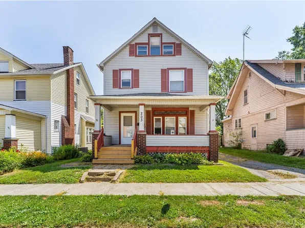 203 Baldwin Ave, Sharon, PA 16146