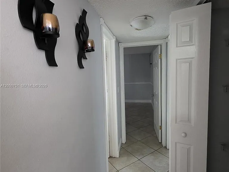 1750 W 46th St #520 — Photo 7