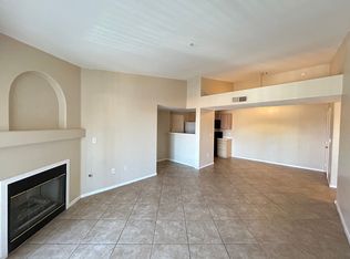 950 Seven Hills Dr APT 725, Henderson, NV 89052